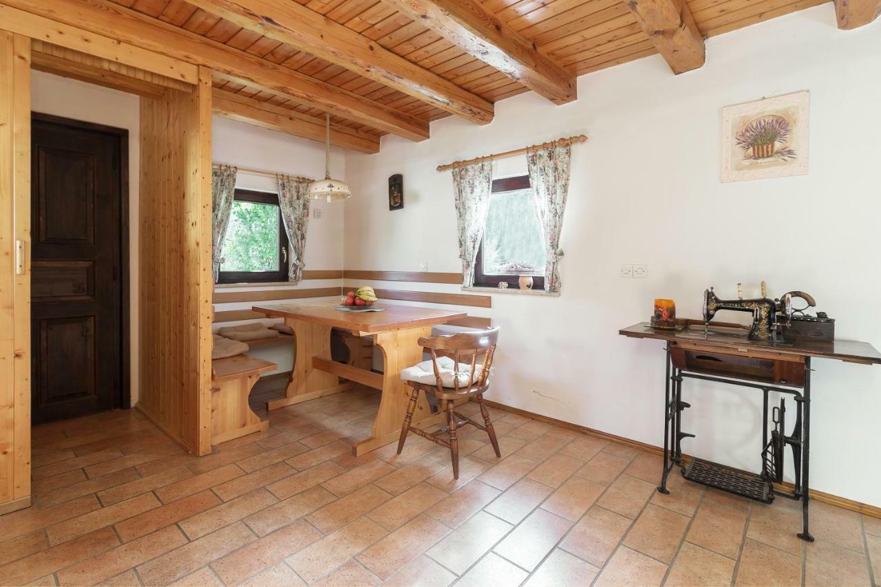 Holiday Homes Sara Bled Bagian luar foto